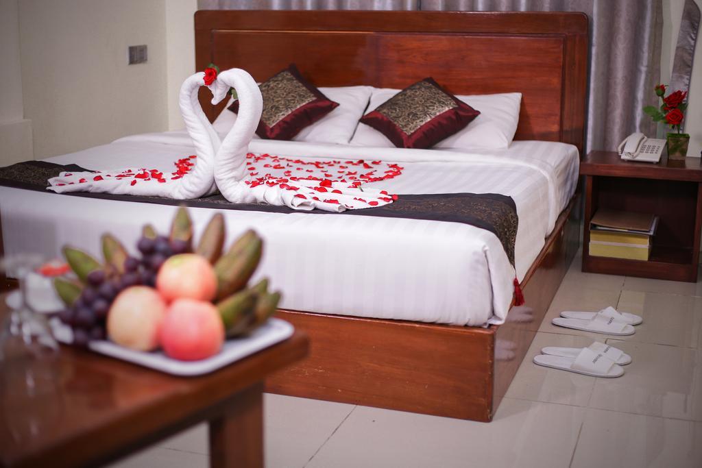 City Grand Hotel Μανταλέι Εξωτερικό φωτογραφία