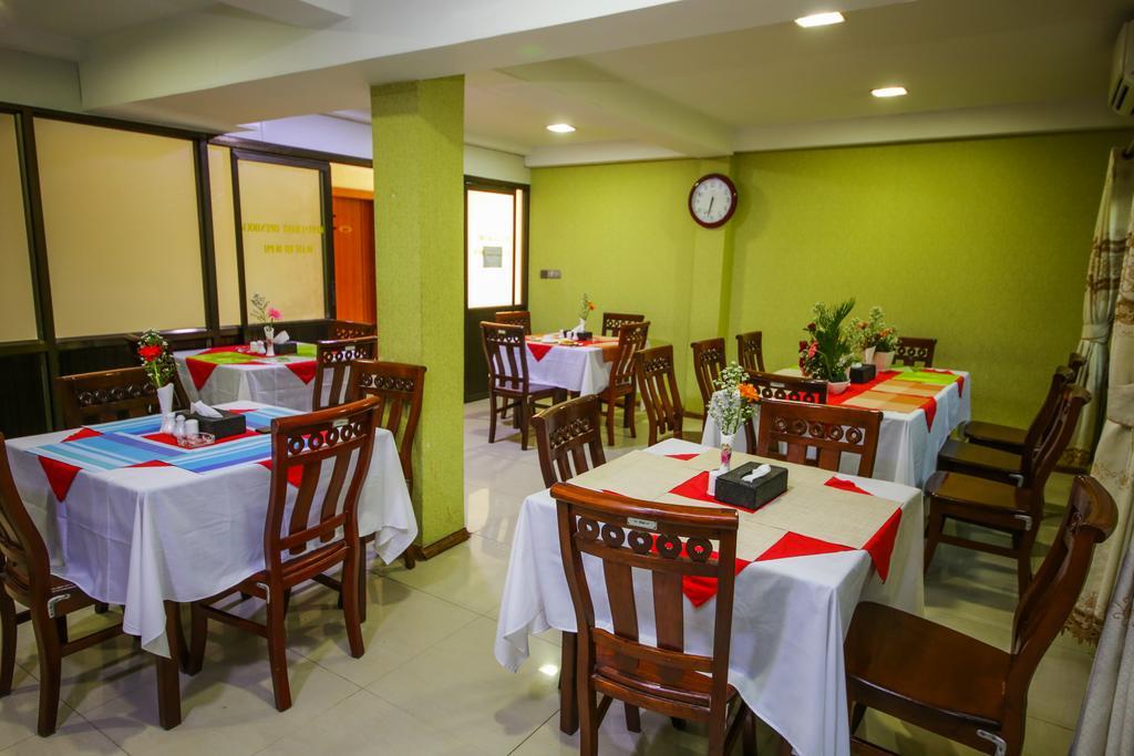City Grand Hotel Μανταλέι Εξωτερικό φωτογραφία