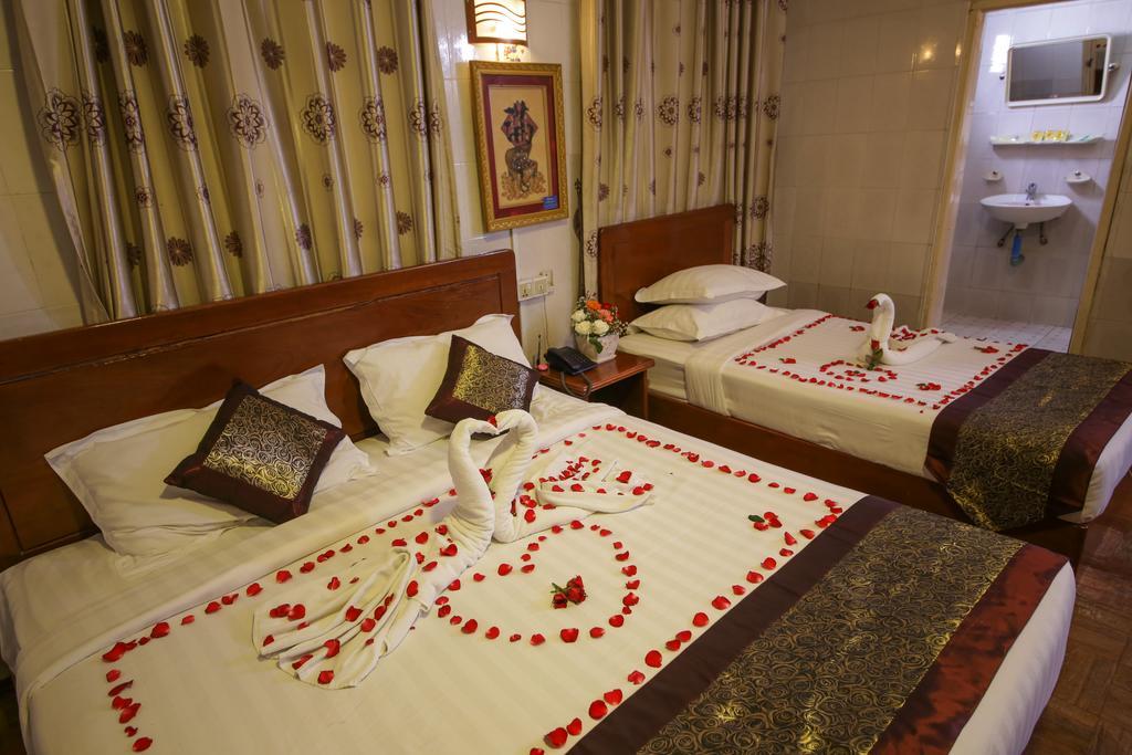 City Grand Hotel Μανταλέι Εξωτερικό φωτογραφία