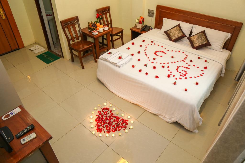 City Grand Hotel Μανταλέι Εξωτερικό φωτογραφία